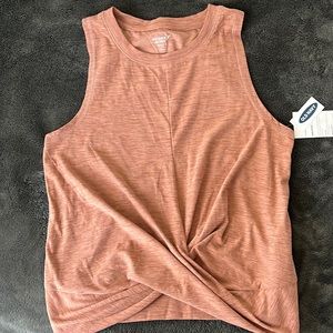 Old Navy Active Breathe On Tanks (2)